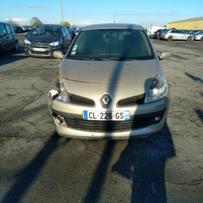 Renfort pare choc arriere (traverse) RENAULT CLIO 3 Photo n°7
