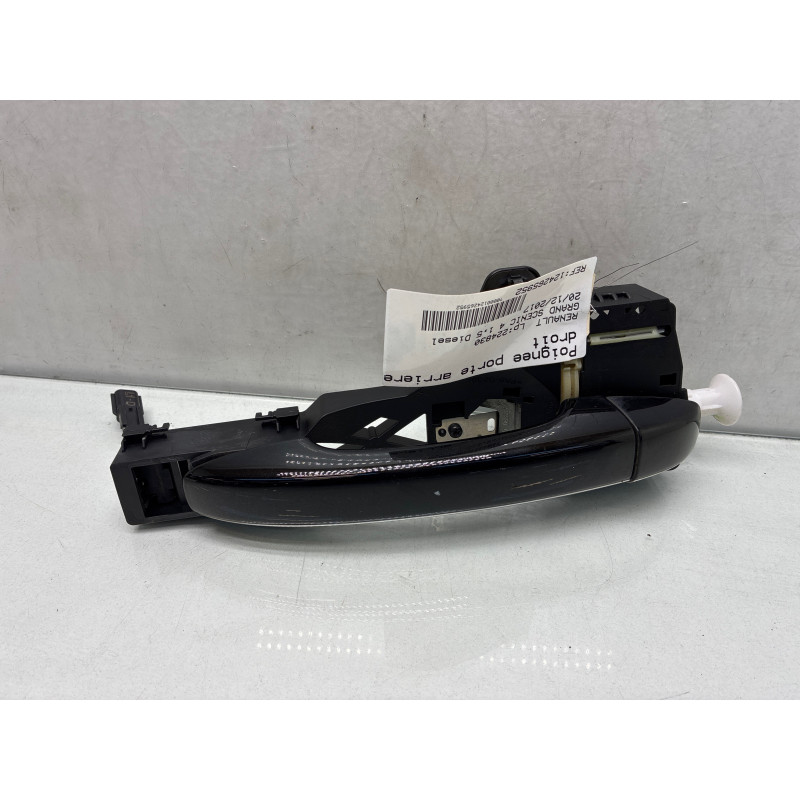 Poignee porte arriere droit RENAULT GRAND SCENIC 4 Photo n°1