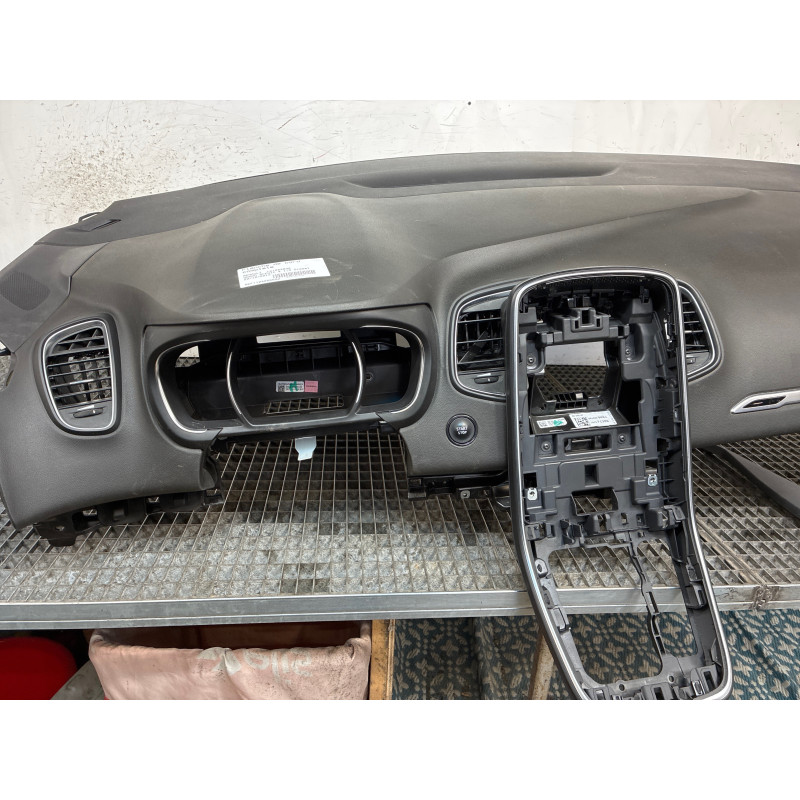 Planche de bord complete RENAULT GRAND SCENIC 4 Photo n°3
