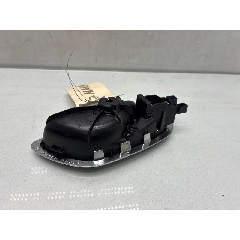 Poignee interieur arriere gauche RENAULT GRAND SCENIC 4 Photo n°3
