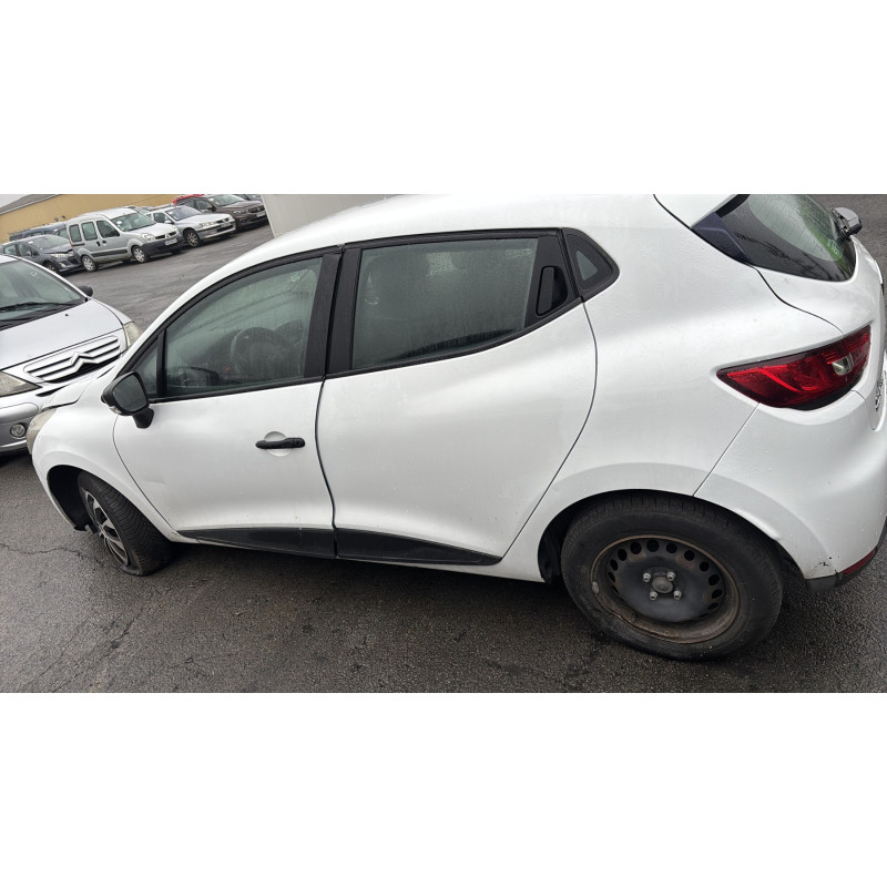 Feu arriere principal droit (feux) RENAULT CLIO 4 Photo n°13