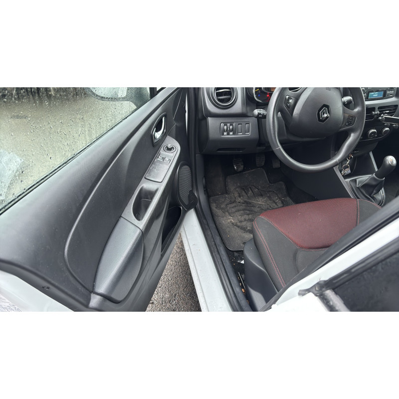 Feu arriere principal droit (feux) RENAULT CLIO 4 Photo n°14