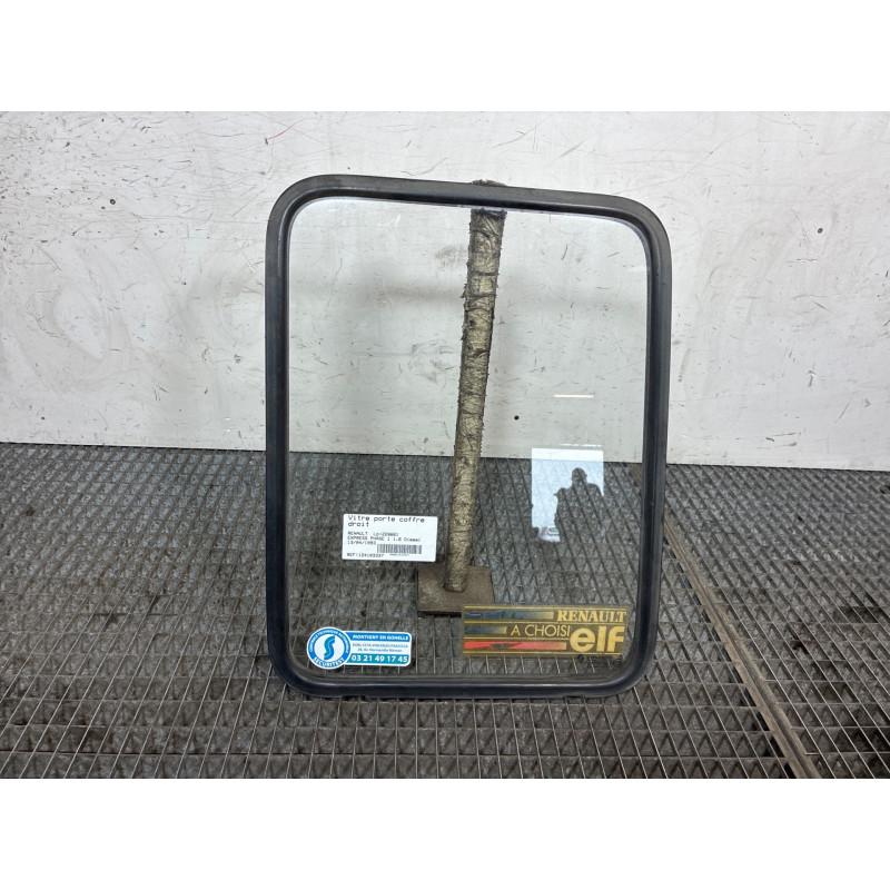 Vitre porte coffre droit RENAULT EXPRESS Photo n°2
