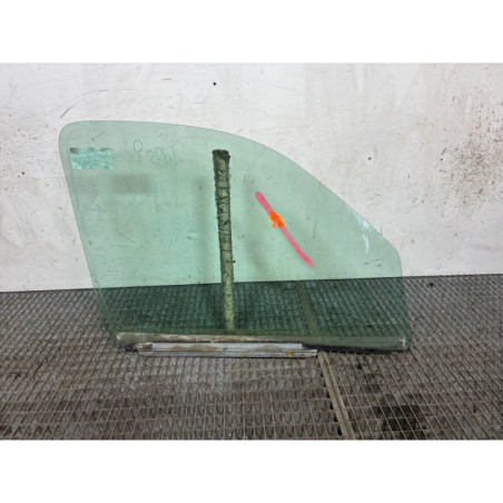 Vitre avant gauche RENAULT KANGOO 1