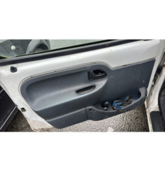 Vitre avant gauche RENAULT KANGOO 1