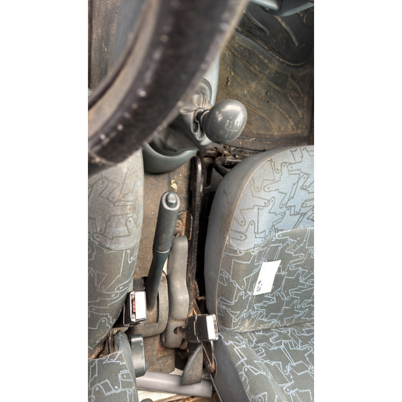 Vitre avant gauche RENAULT KANGOO 1 Photo n°19