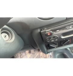 Vitre avant gauche RENAULT KANGOO 1