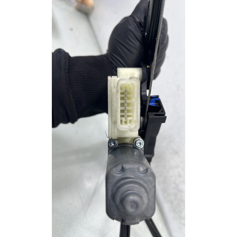 Leve vitre electrique avant gauche CITROEN C4 PICASSO 2 Photo n°3