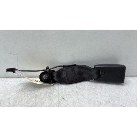 Attache ceinture arriere droit RENAULT CAPTUR 1