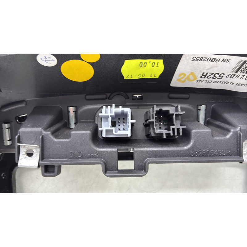 Facade autoradio RENAULT CAPTUR 1 Photo n°8