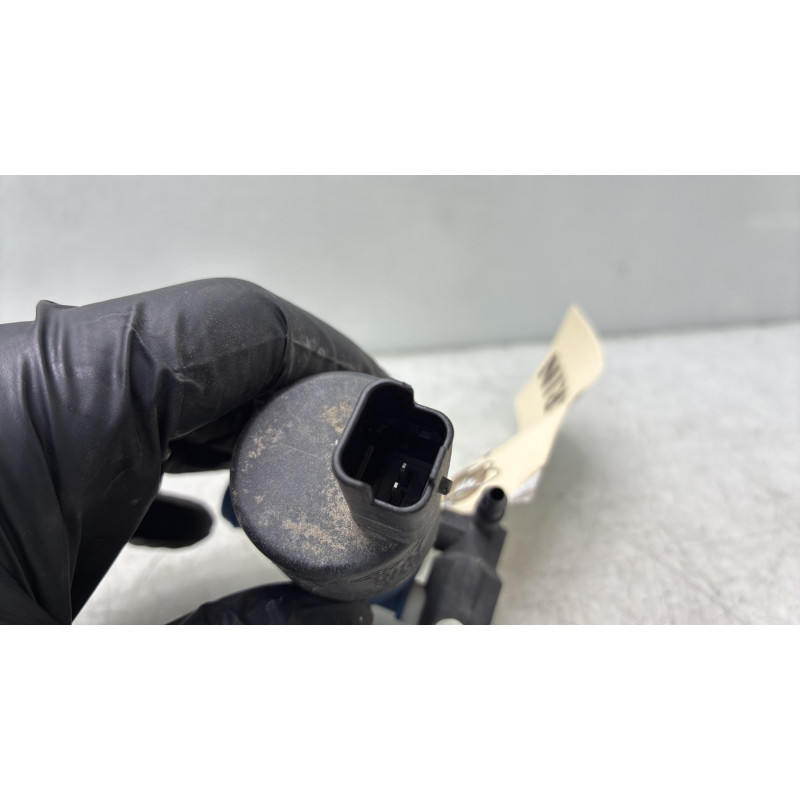 Pompe lave glace avant RENAULT CAPTUR 1 Photo n°4