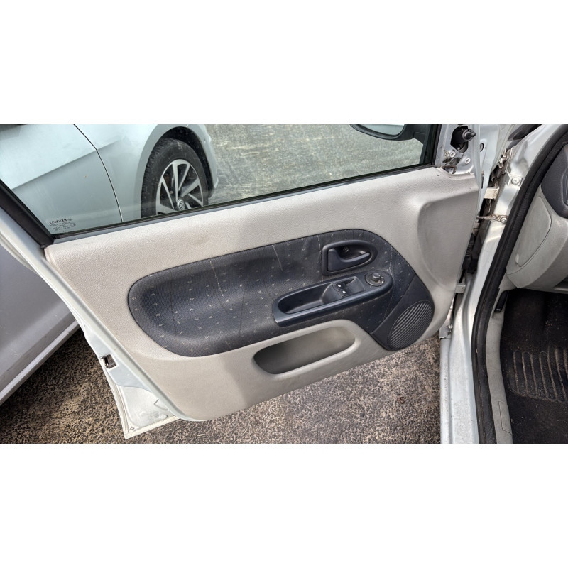 Capot RENAULT CLIO 2 Photo n°20