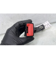 Attache ceinture arriere gauche NISSAN JUKE 1