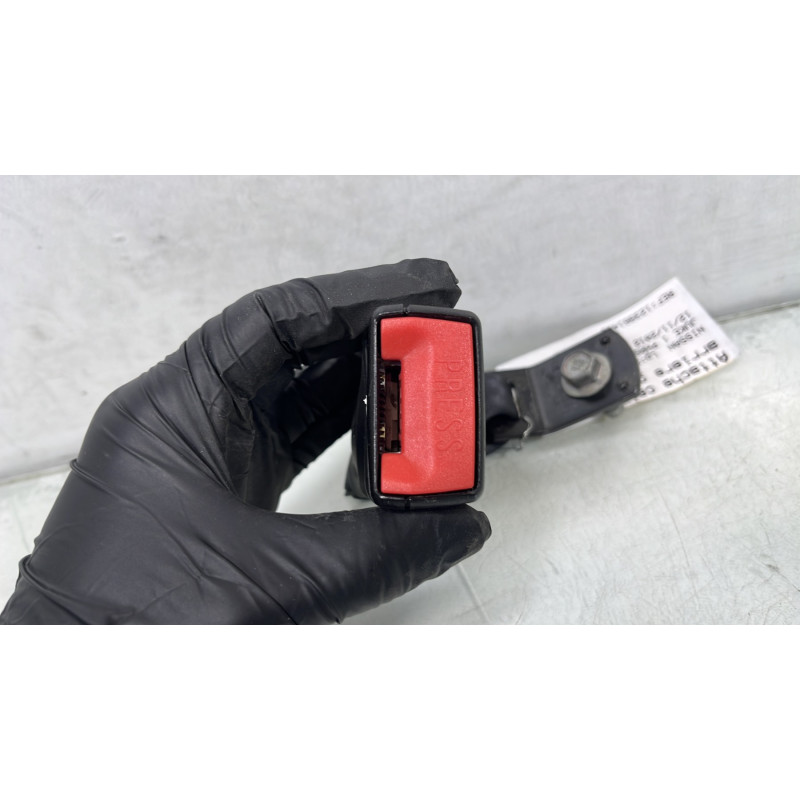 Attache ceinture arriere gauche NISSAN JUKE 1 Photo n°3