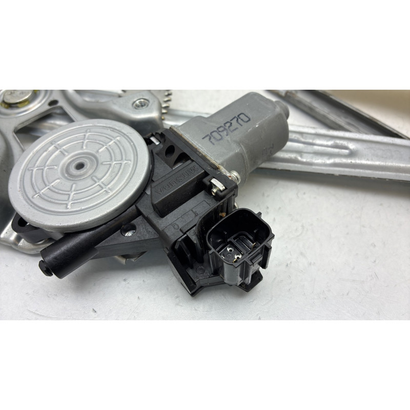 Leve vitre electrique arriere droit NISSAN JUKE 1 Photo n°3