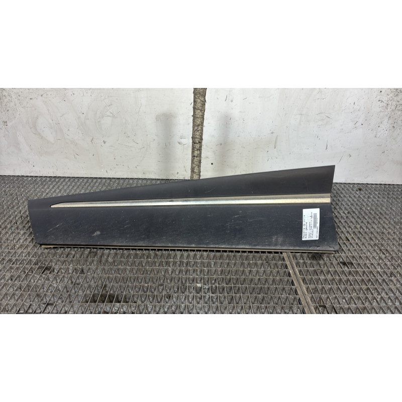 Baguette de porte avant gauche RENAULT CAPTUR 1 Photo n°1