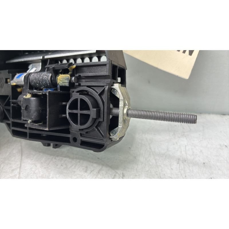 Poignee porte arriere gauche RENAULT CAPTUR 1 Photo n°4