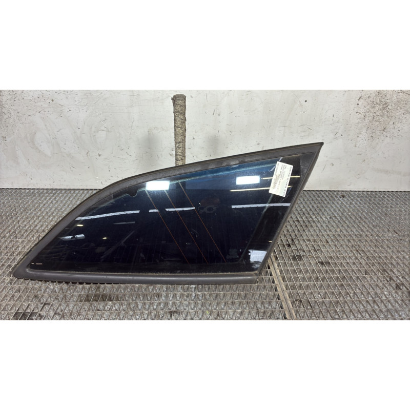 Custode arriere droit FORD MONDEO 3 Photo n°1