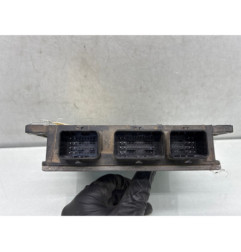 Calculateur moteur RENAULT CLIO 3