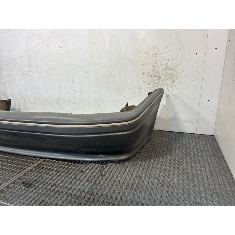 Pare choc arriere RENAULT R21 Photo n°3