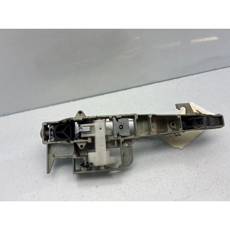 Poignee porte arriere droit PEUGEOT 407 Photo n°3