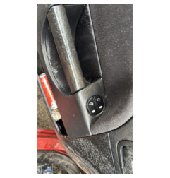 Baguette de porte avant droite FORD FIESTA 5