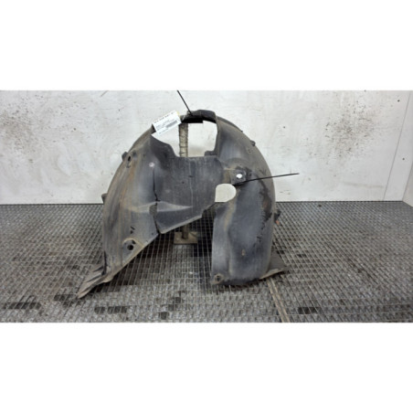 Pare boue avant gauche RENAULT CLIO 3 Photo n°1