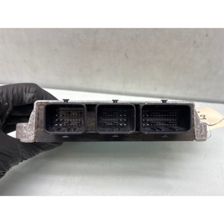 Calculateur moteur PEUGEOT 207