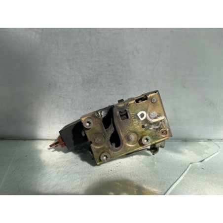 Serrure avant droit CITROEN SAXO