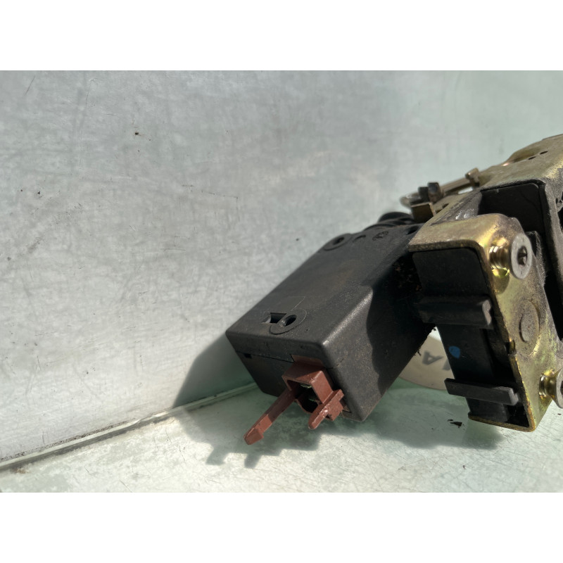 Serrure avant droit CITROEN SAXO Photo n°3