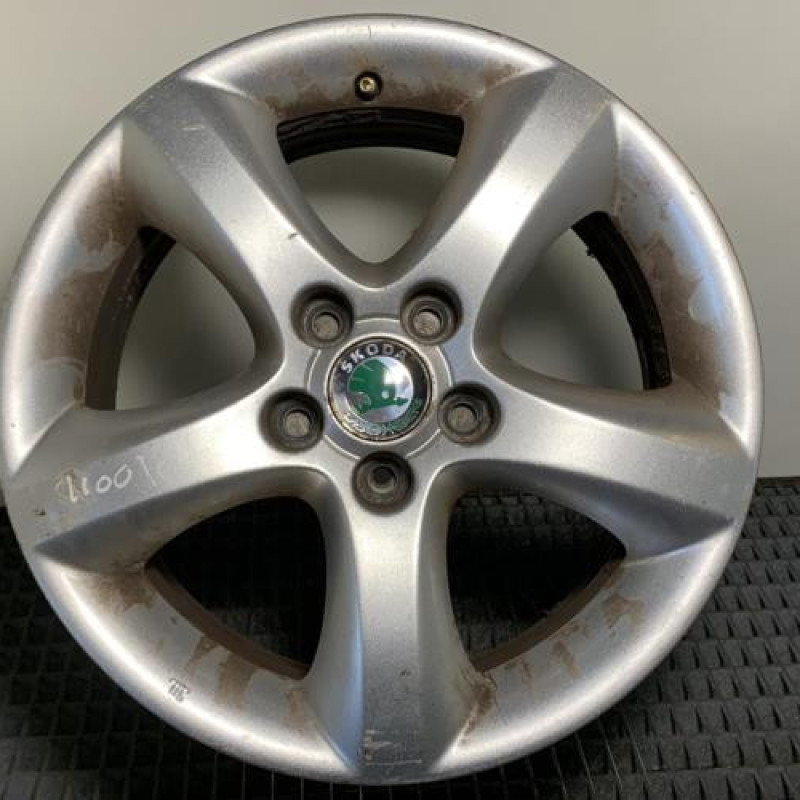 Jante SKODA ROOMSTER Photo n°1