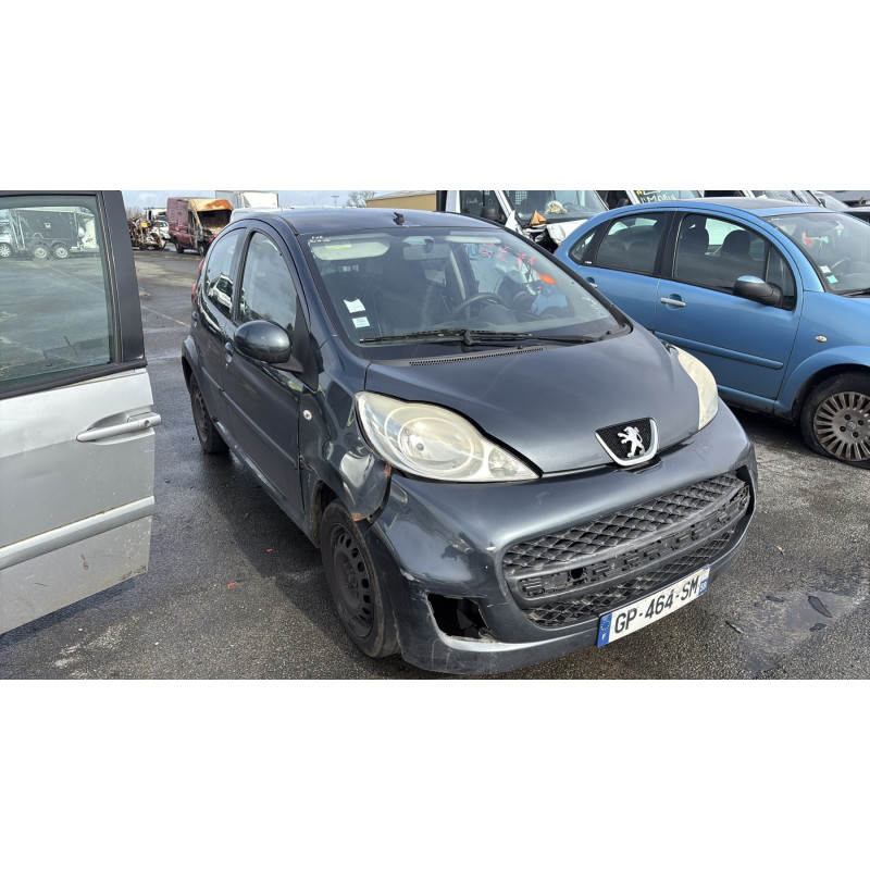 Bouton de coffre PEUGEOT 107 Photo n°6