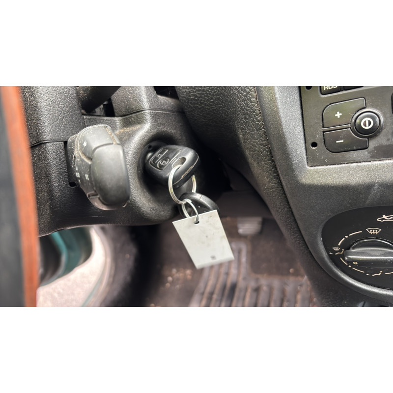Bouchon de carburant PEUGEOT 206 Photo n°20