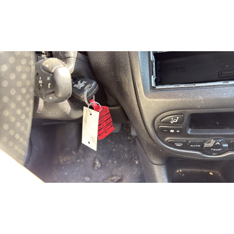 Glace retroviseur droit PEUGEOT 206 Photo n°20