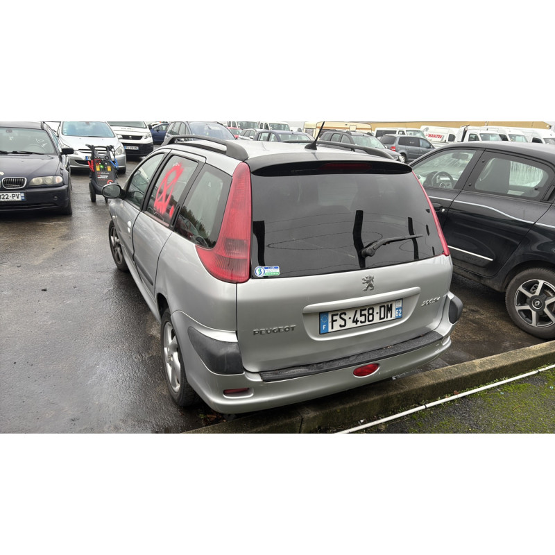Malle/Hayon arriere PEUGEOT 206 Photo n°11
