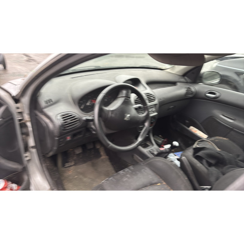 Malle/Hayon arriere PEUGEOT 206 Photo n°18