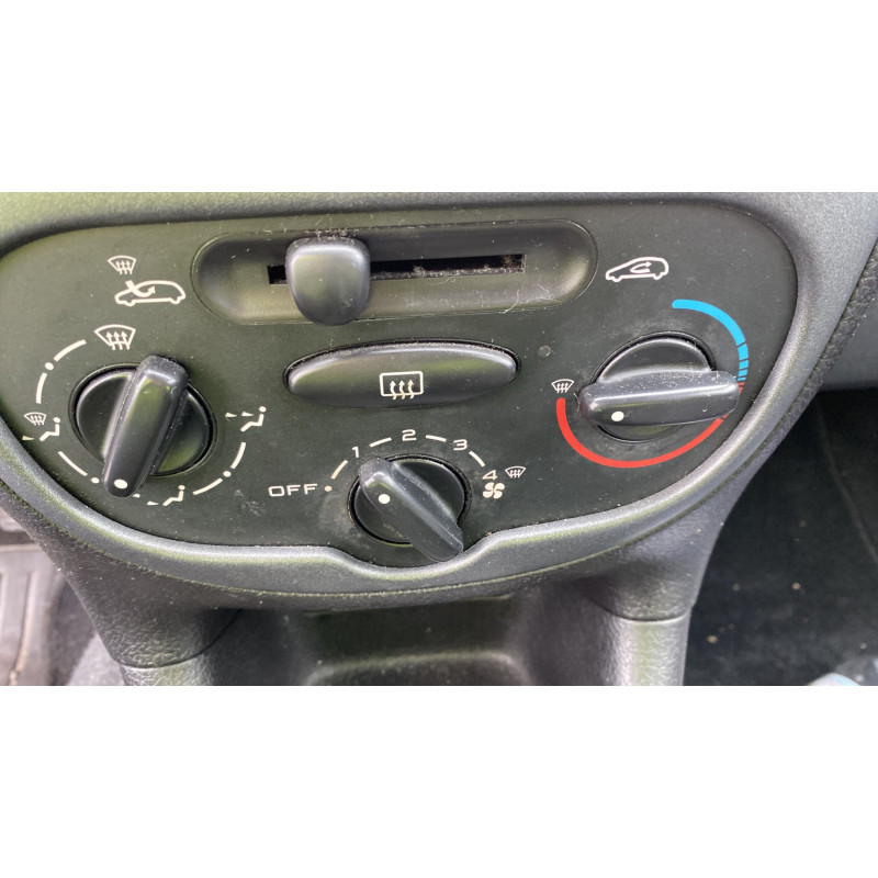 Boitier BSI PEUGEOT 206 Photo n°20