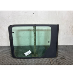 Vitre arriere droit CITROEN BERLINGO 1 Photo n°1
