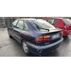 Serrure avant gauche RENAULT LAGUNA 1
