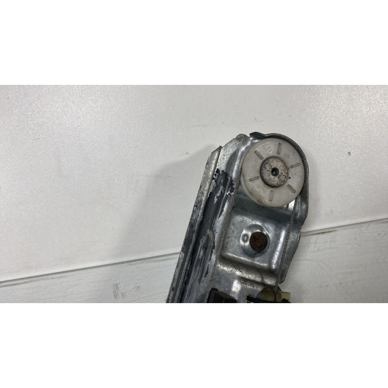 Leve vitre electrique avant gauche RENAULT MASTER 3 Photo n°3