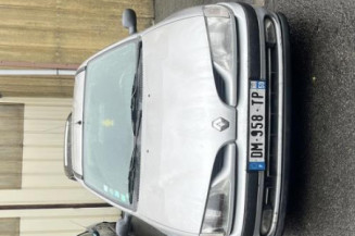 Serrure avant droit RENAULT MEGANE 1