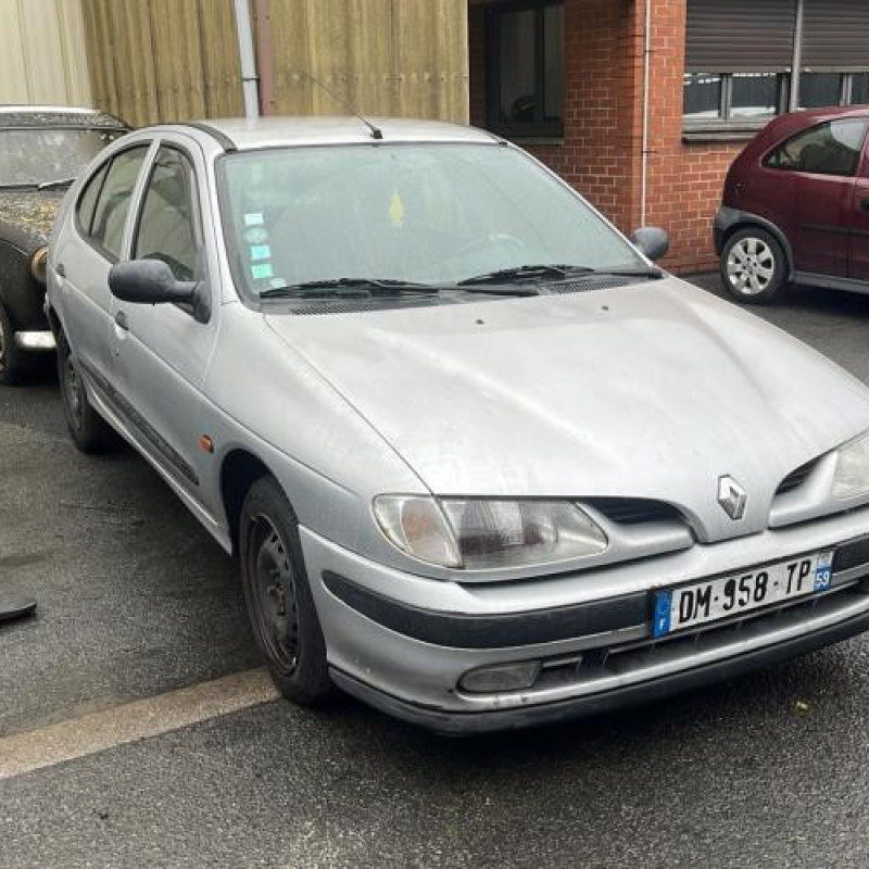 Serrure avant droit RENAULT MEGANE 1 Photo n°6