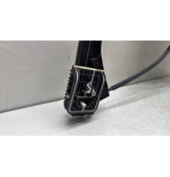 Leve vitre electrique avant gauche PEUGEOT 208 2