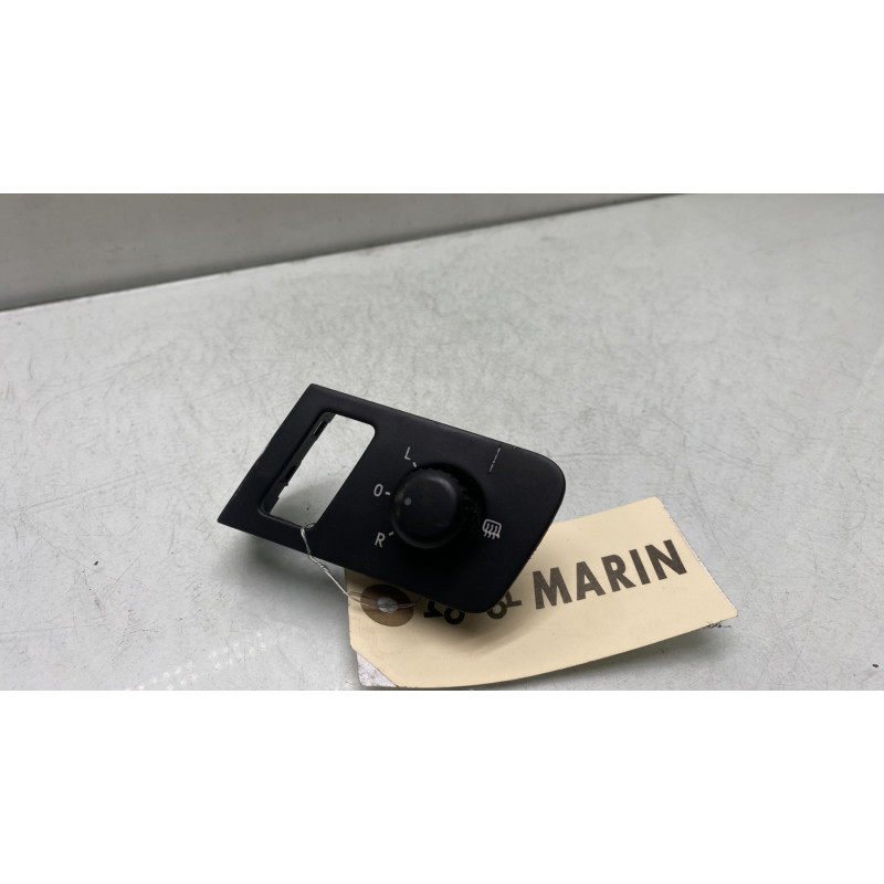 Commande retroviseurs VOLKSWAGEN CADDY 3 Photo n°1