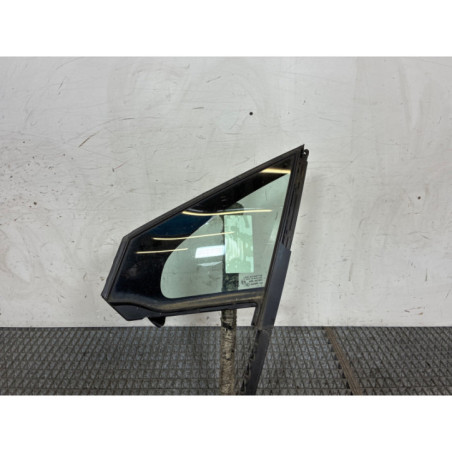 Custode avant gauche (porte) PEUGEOT 208 1 Photo n°1