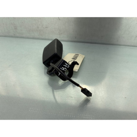 Attache ceinture arriere gauche SKODA CITIGO Photo n°1