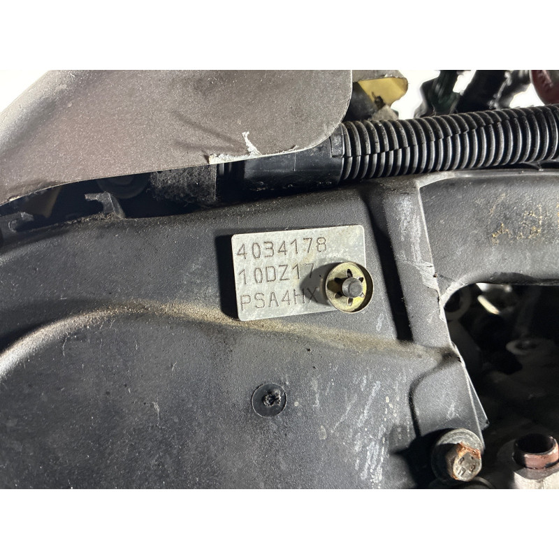 Moteur PEUGEOT 607 Photo n°5