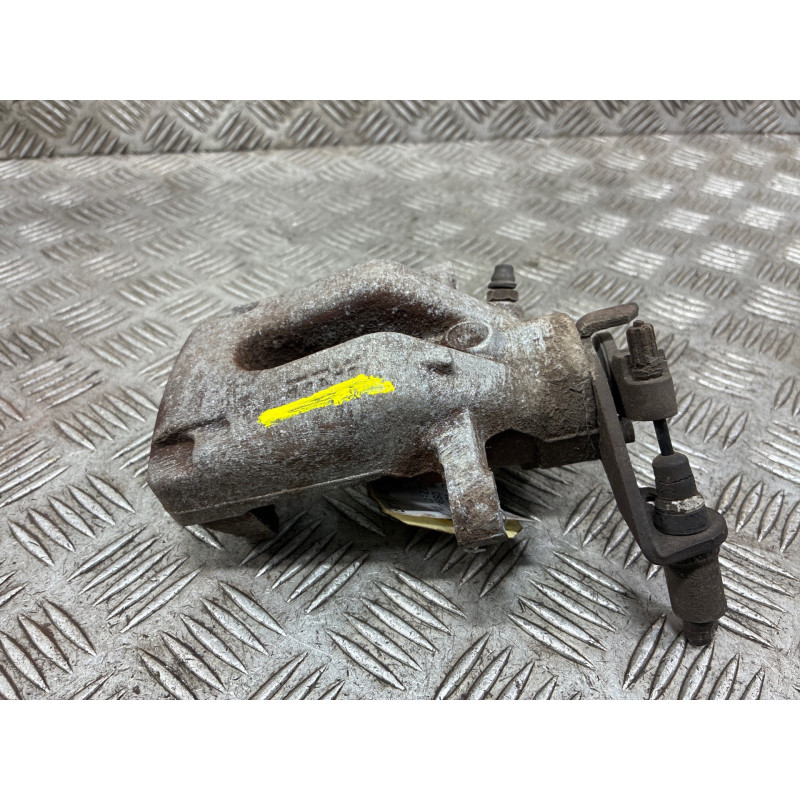Etrier arriere droit (freinage) CITROEN XSARA PICASSO Photo n°3