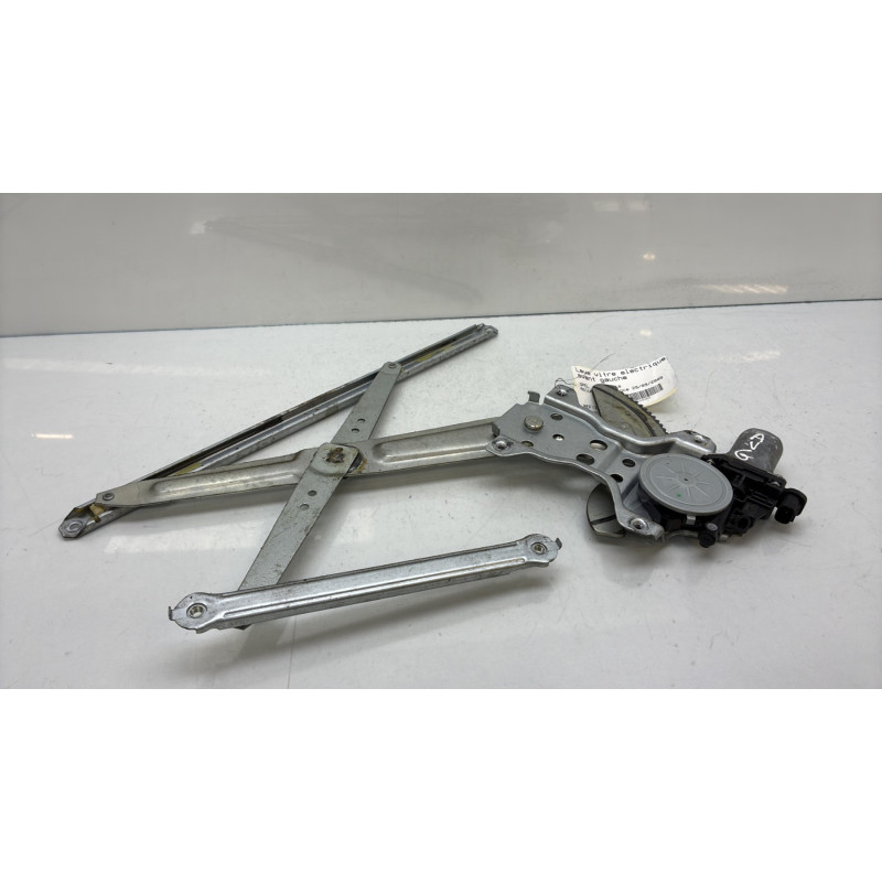 Leve vitre electrique avant gauche OPEL AGILA B Photo n°1