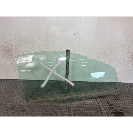 Vitre avant droit FIAT PUNTO 2 Photo n°1
